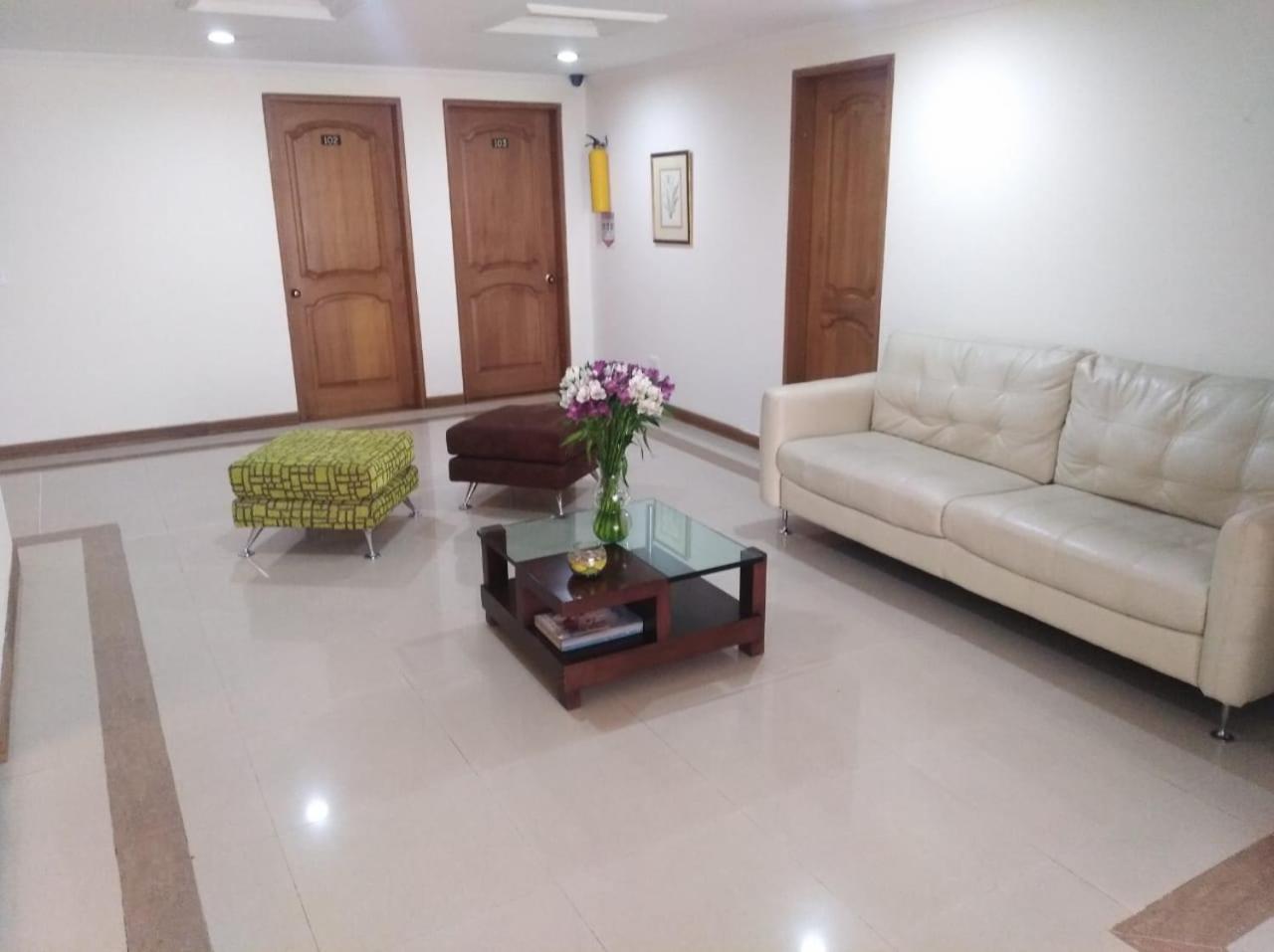 Hotel Casa La Riviera Bogotá Kültér fotó