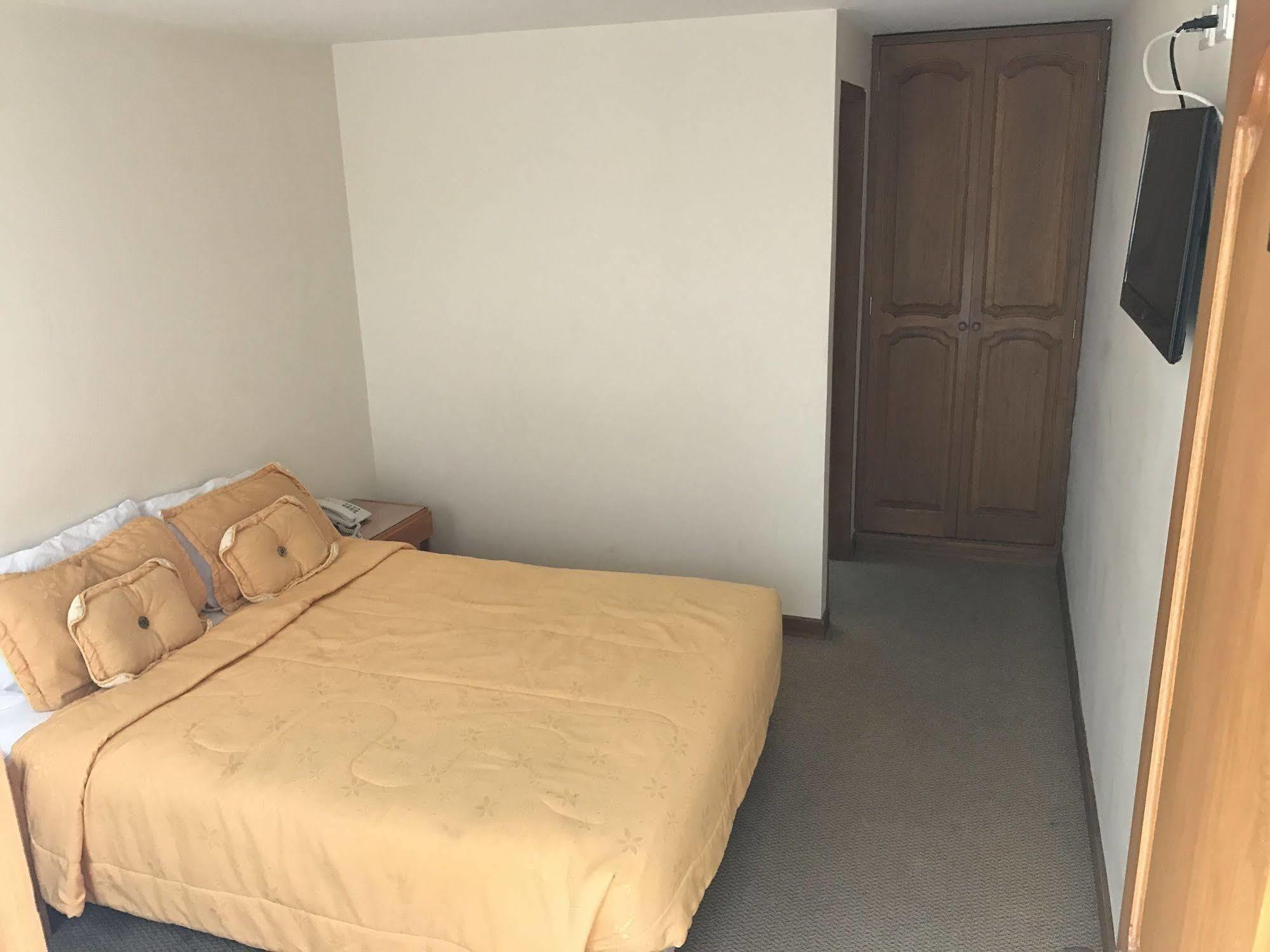 Hotel Casa La Riviera Bogotá Kültér fotó
